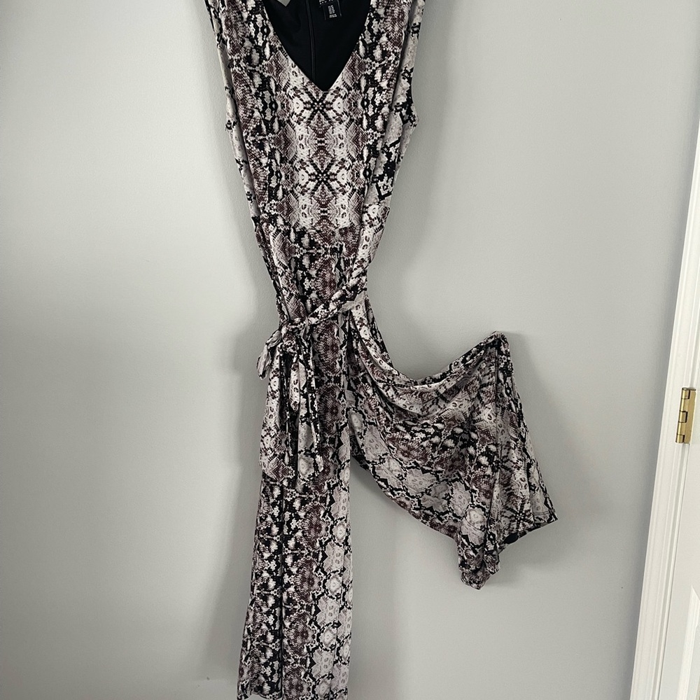 Nicole Miller New York Jumpsuit Size 10